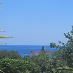 مكان تخييم Voltaire Saint-Raphaël