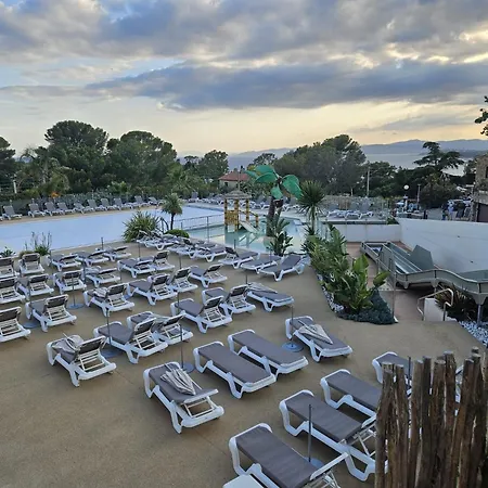 Voltaire 营地 Saint-Raphaël